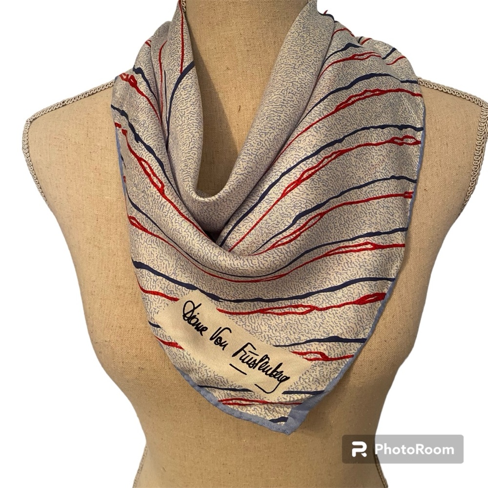 DIANE VON FURSTENBERG SCARF RED WHITE BLUE SILK SQUARE VINTAGE LUXURY ACCESSORY